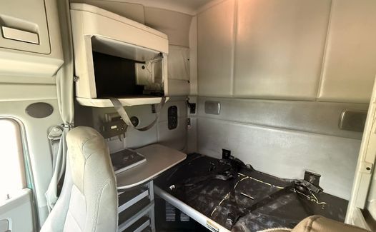 2019 Kenworth T680 (TK9473)