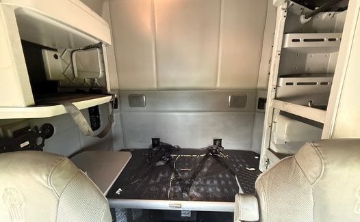 2019 Kenworth T680 (TK9473)