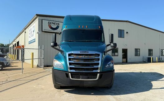 2020 Freightliner Cascadia 126 (TK0142)