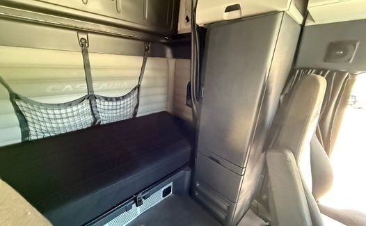 2021 Freightliner Cascadia 126 (TK7785)