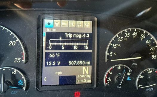 2021 Freightliner Cascadia 126 (TK8298)