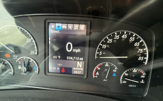2021 Freightliner Cascadia 126 (TK7889)