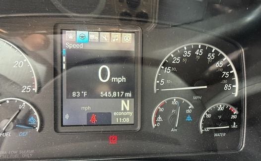2021 Freightliner Cascadia 126 (TK7921)