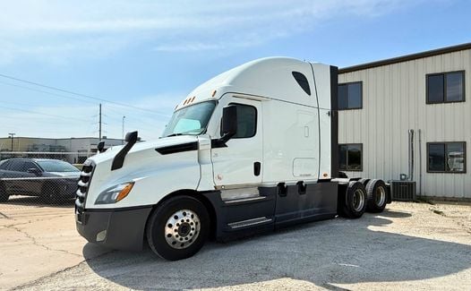 2021 Freightliner Cascadia 126 (TK7791)