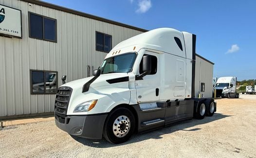 2021 Freightliner Cascadia 126 (TK7722)