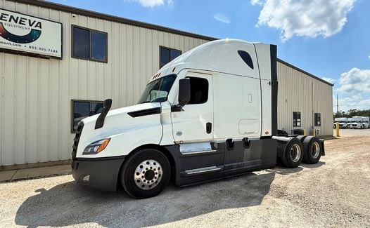 2021 Freightliner Cascadia 126 (TK7785)