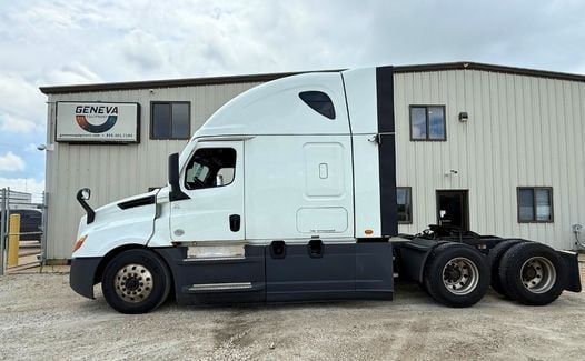 2021 Freightliner Cascadia 126 (TK9070)