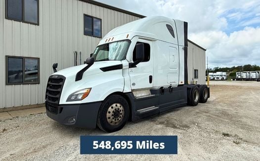 2021 Freightliner Cascadia 126 (TK9070)