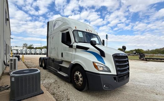 2021 Freightliner Cascadia 126 (TK7662)