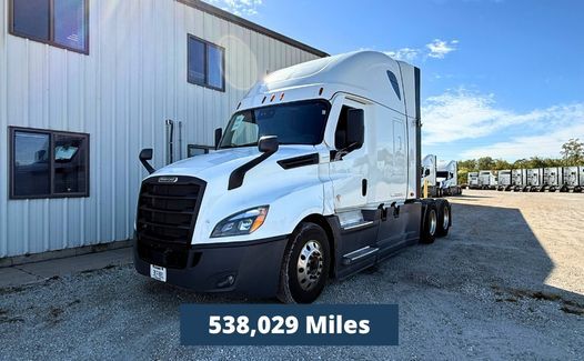 2021 Freightliner Cascadia 126 (TK7784)