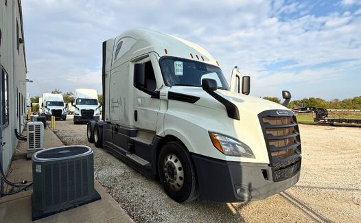 2021 Freightliner Cascadia 126 (TK8235)