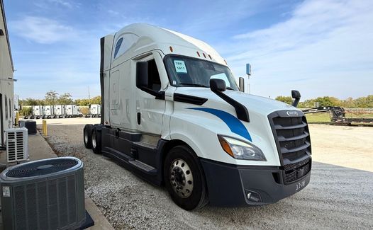 2022 Freightliner Cascadia 126 (TK1611)