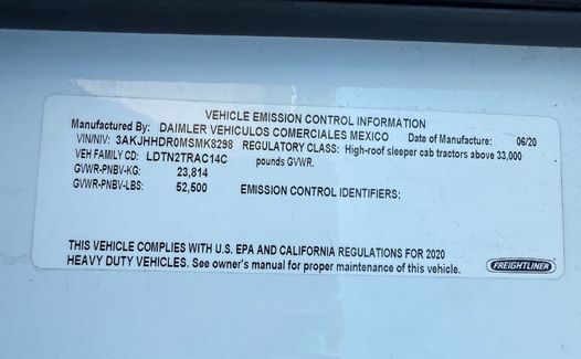 2021 Freightliner Cascadia 126 (TK8298)