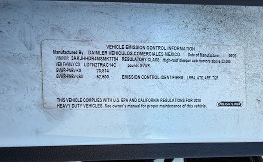 2021 Freightliner Cascadia 126 (TK7784)