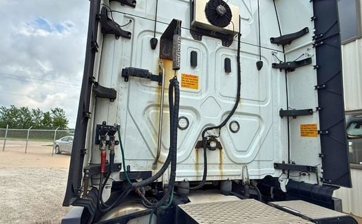 2022 Freightliner Cascadia 126 (TK1358)