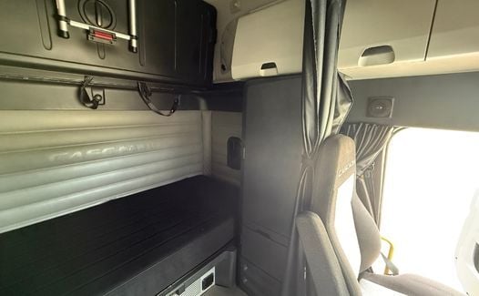 2022 Freightliner Cascadia 126 (TK1536)