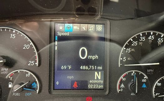 2022 Freightliner Cascadia 126 (TK1612)