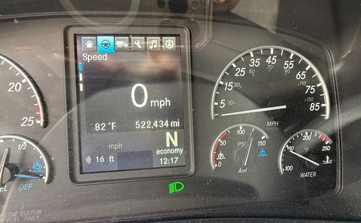2022 Freightliner Cascadia 126 (TK1598)