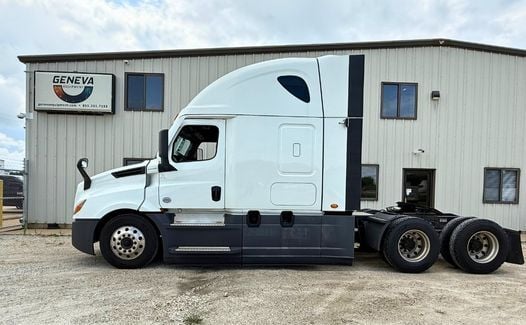 2022 Freightliner Cascadia 126 (TK1358)