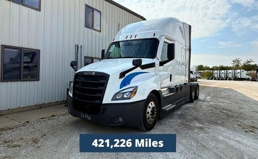 2022 Freightliner Cascadia 126 (TK1613)
