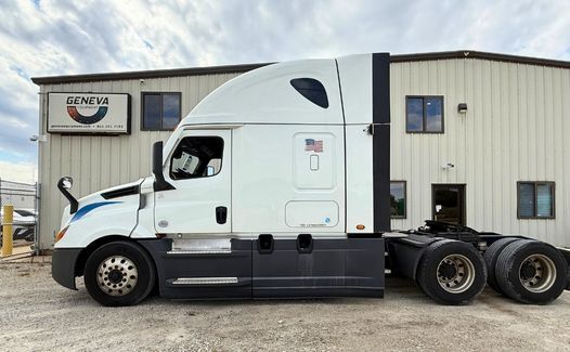 2022 Freightliner Cascadia 126 (TK1601)