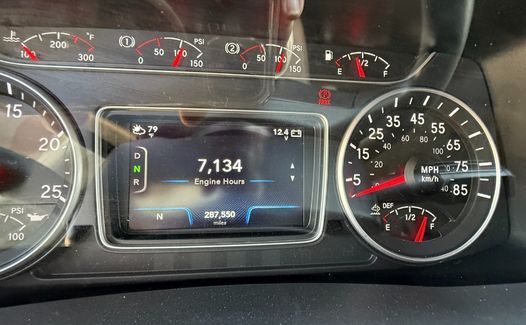 2023 International LT625 (TK6404)