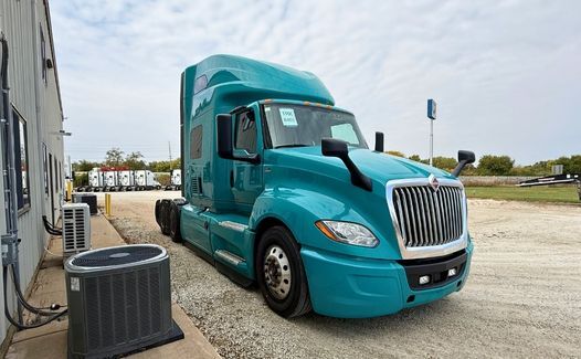 2023 International LT625 (TK6402)