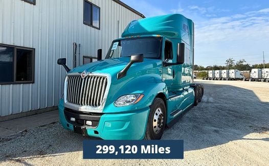 2023 International LT625 (TK6399)
