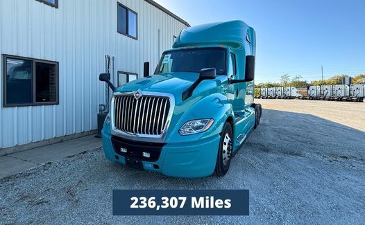 2023 International LT625 (TK6395)