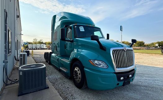 2023 International LT625 (TK6405)