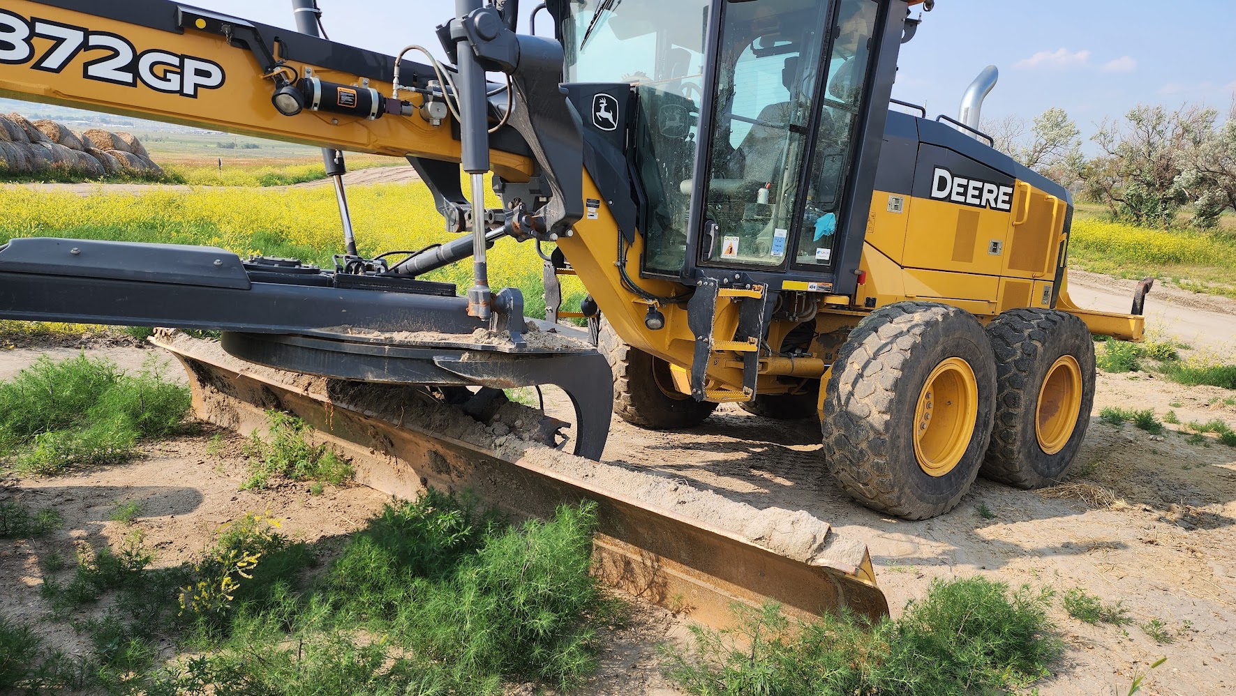 2017 Deere 872GP Motor Grader