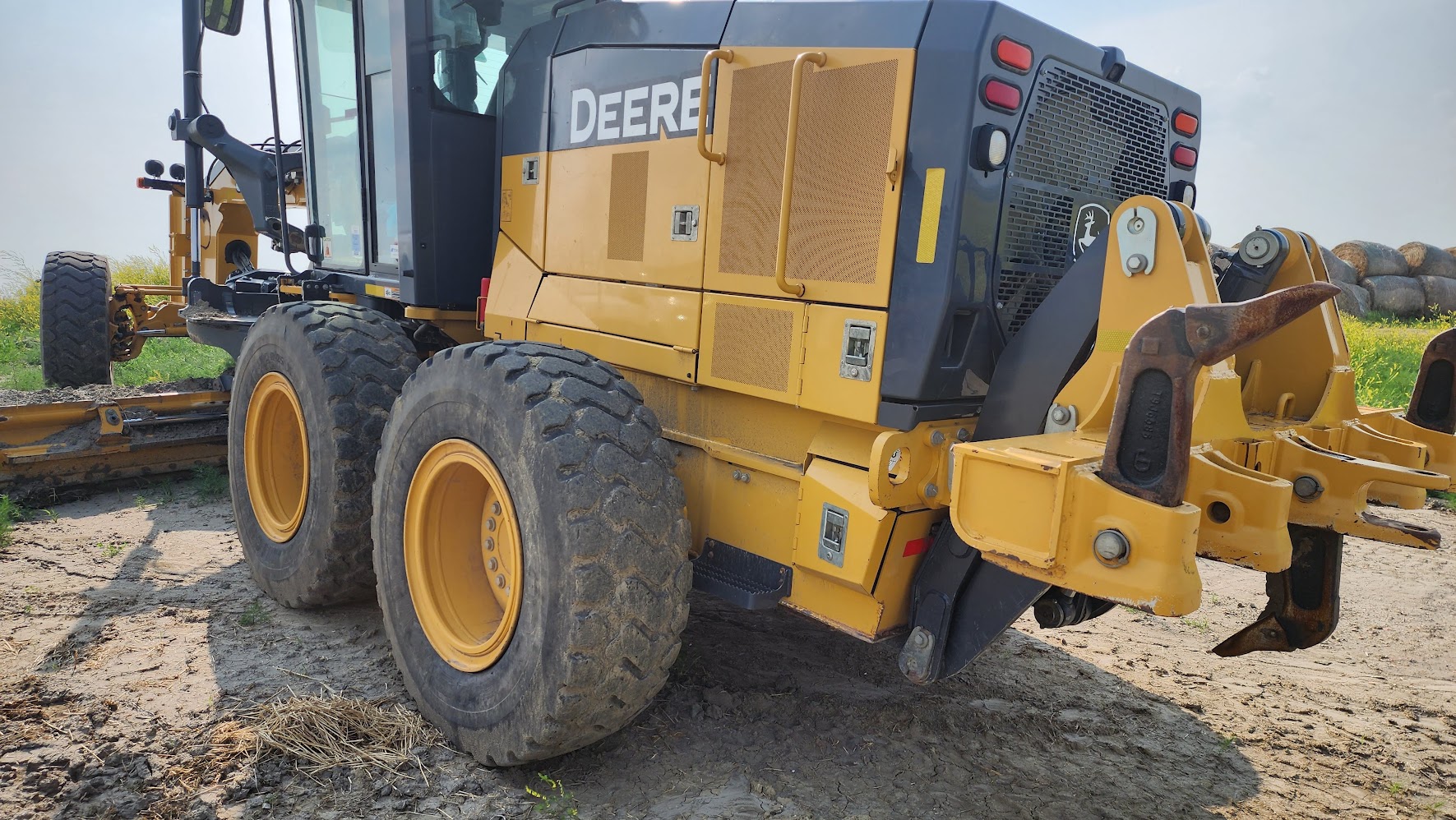 2017 Deere 872GP Motor Grader