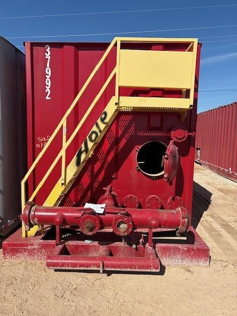 Menard Flat Top Frac Tank (#37992)