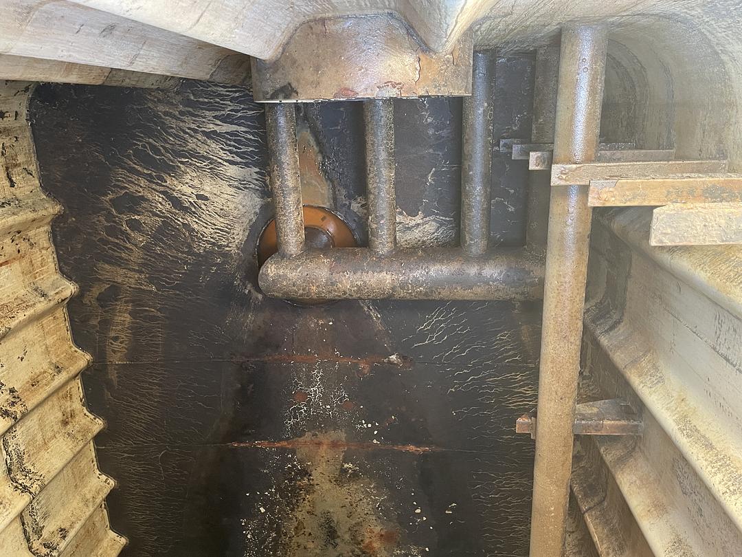 Dragon Flat Top Frac Tank (F18)