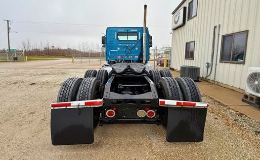 2014 Volvo VNL64T300 (TK4821) New Arrival! 