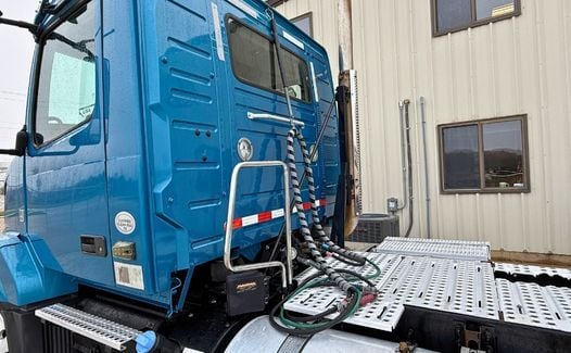 2014 Volvo VNL64T300 (TK4821) New Arrival! 