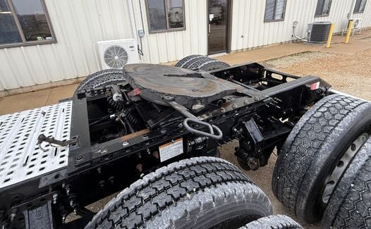 2014 Volvo VNL64T300 (TK4821) New Arrival! 