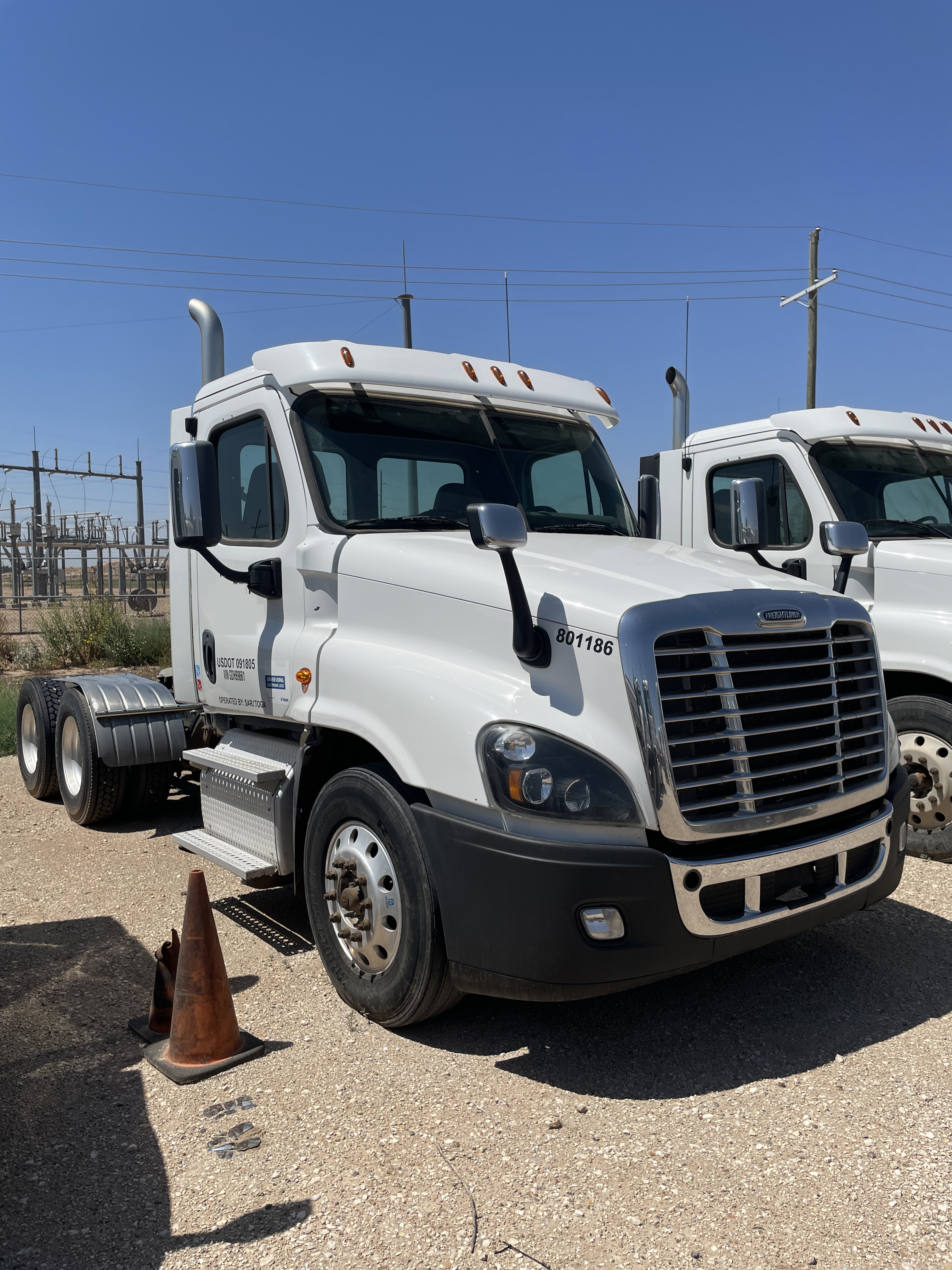 2016 Freightliner Cascadia 125 (T9661)