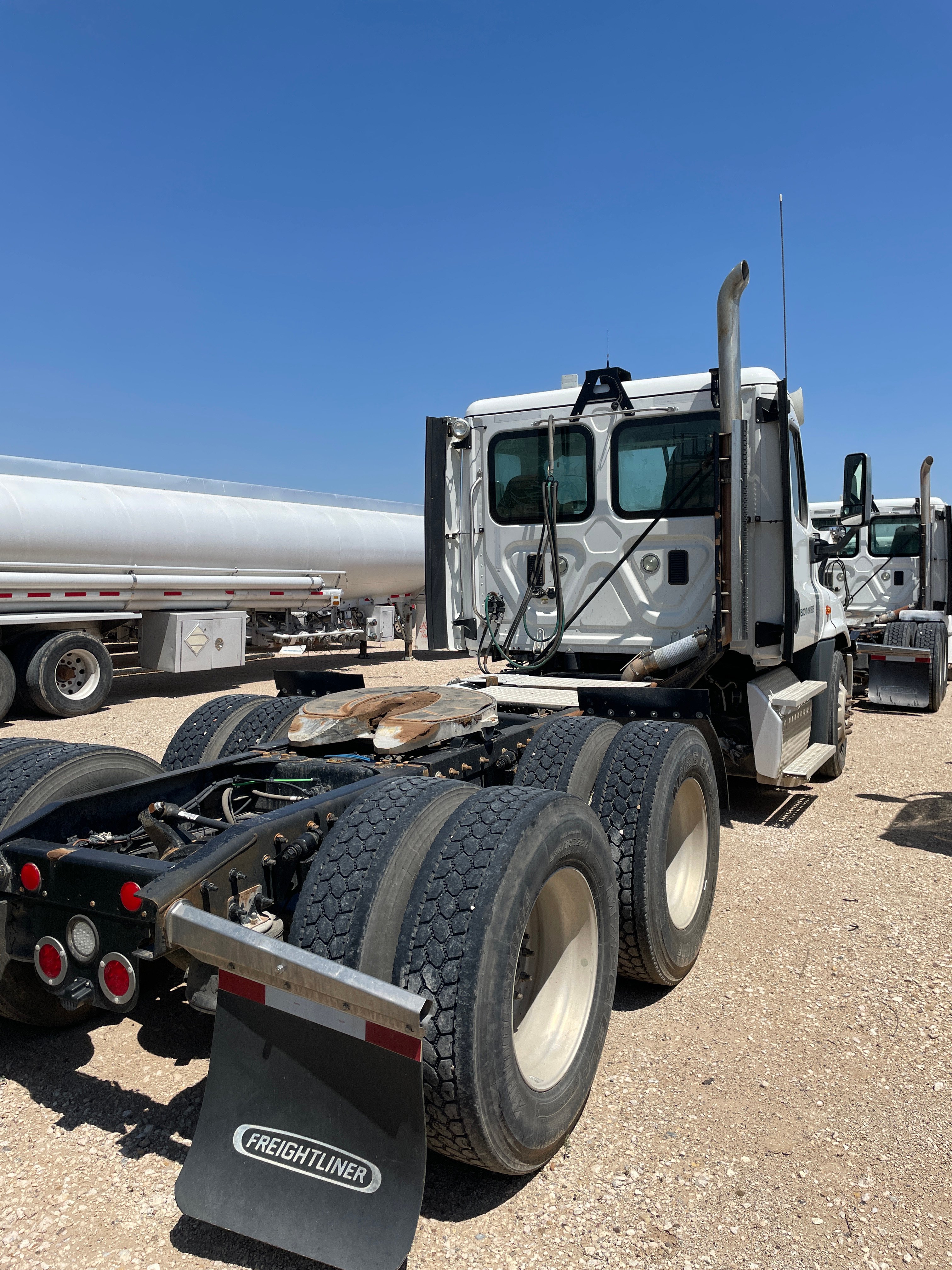 2015 Freightliner Cascadia 125
