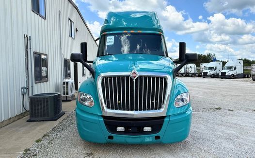 2023 International LT625 (TK6390)