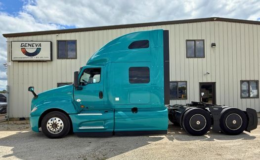 2023 International LT625 (TK6401)