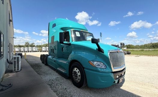 2023 International LT625 (TK5954) COMING SOON!