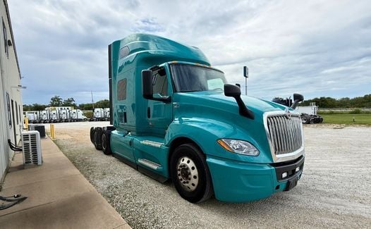2023 International LT625 (TK5952)