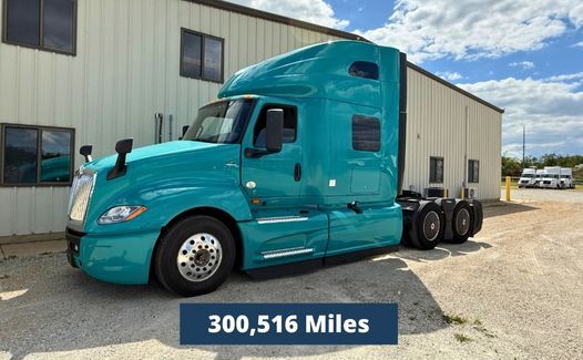 2023 International LT625 (TK6401)
