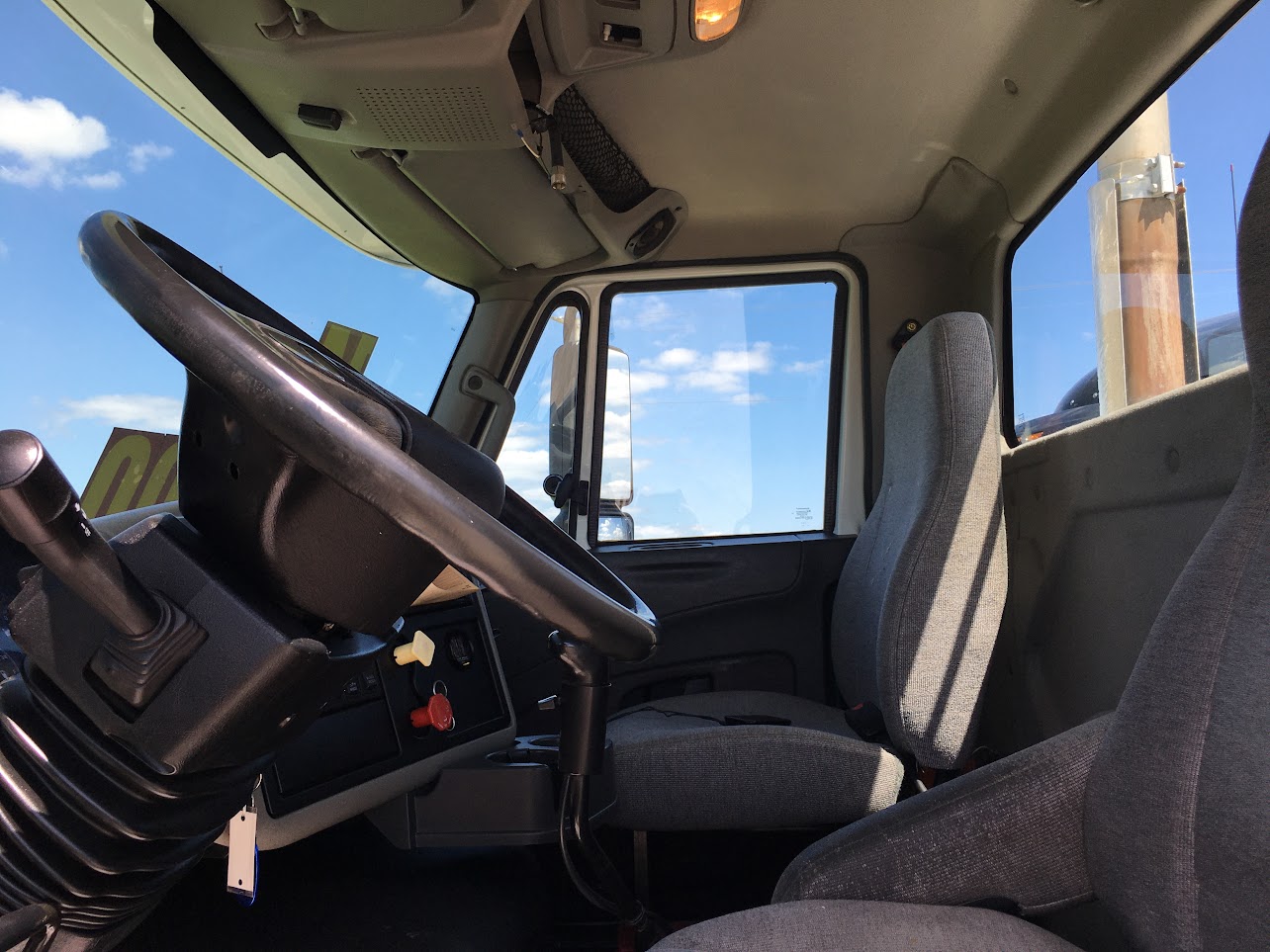 2014 International Transtar 8000