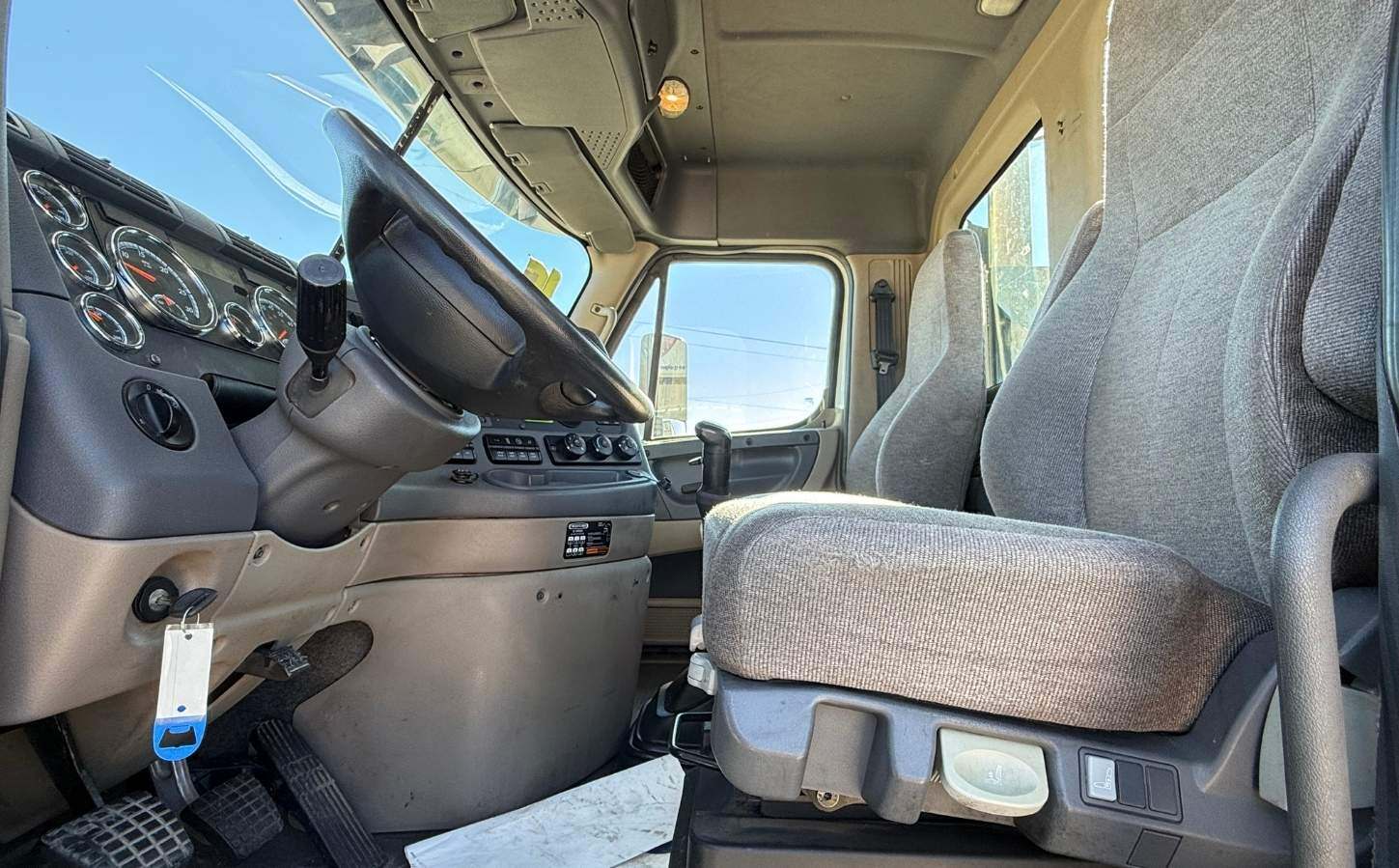 2015 Freightliner Cascadia 125 