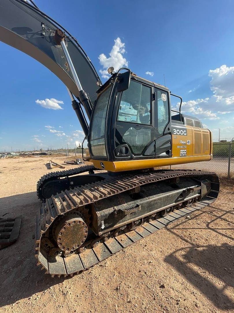 2020 Deere 300G LC (EX1553)