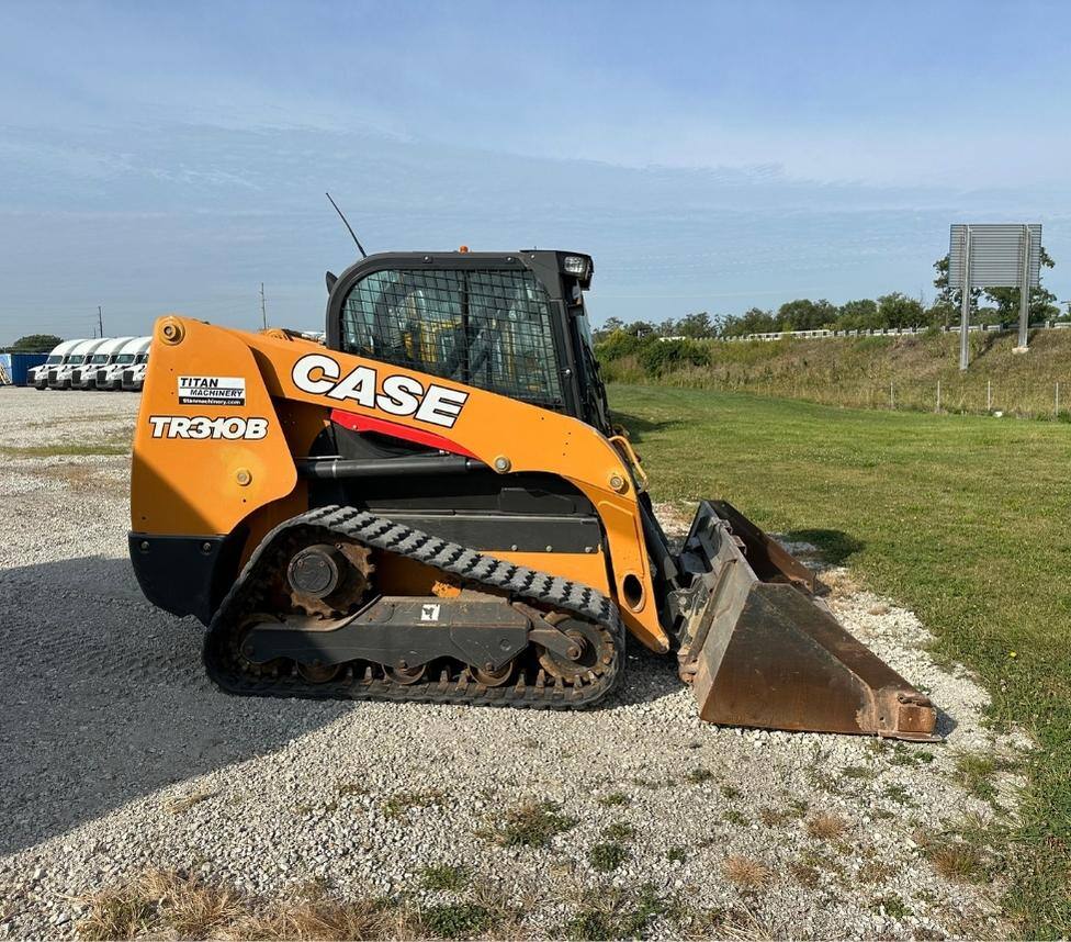 2020 CASE Skid-Steer