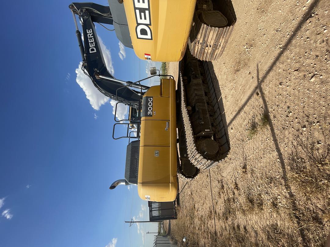 2019 Deere 300G LC (EX1074)