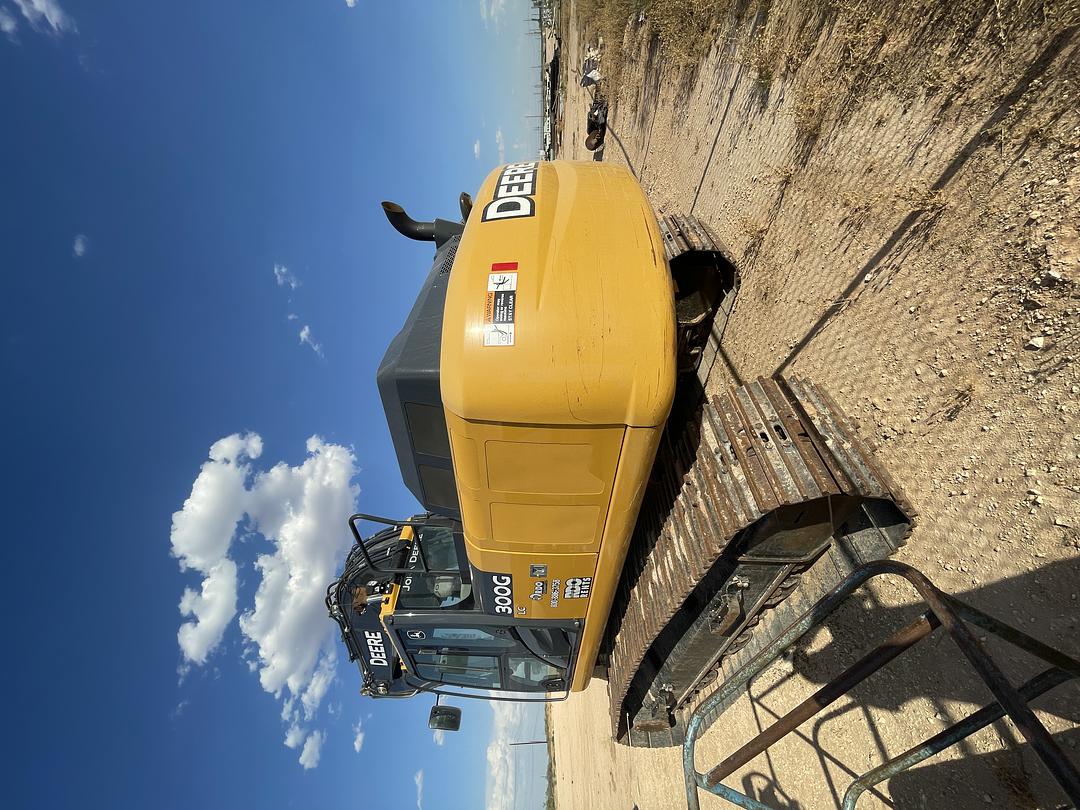2020 Deere 300G LC (EX1553)